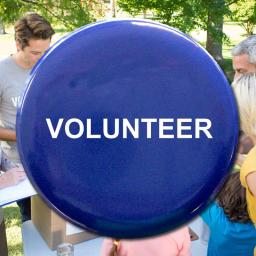 volunteers-50mm-royal-button-badge.jpg