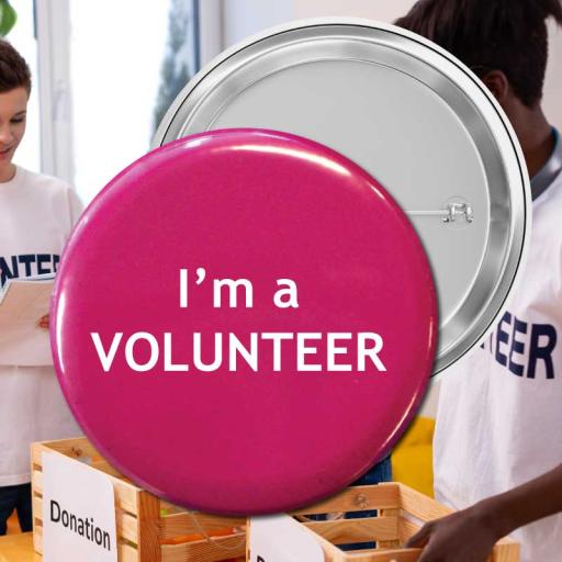 im-a-volunteer-pink-button-badge.jpg